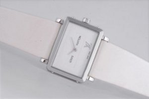 Replica Louis Vuitton Classic Watch White Dial-Lady Size